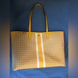 NWT!! Tory Burch Yellow large tote bag